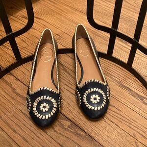 Size 7 female Jack Roger’s flats 60$